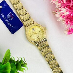Elegant Grid Dial Wristwatch with Dual-Tone Link Strap