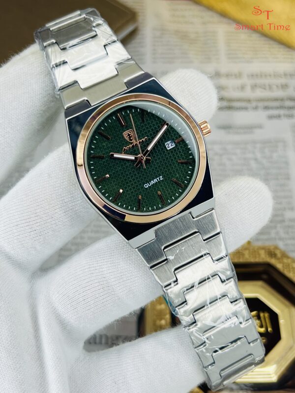 Elegant Stainless Steel Analog Wrist Watch with Date Display