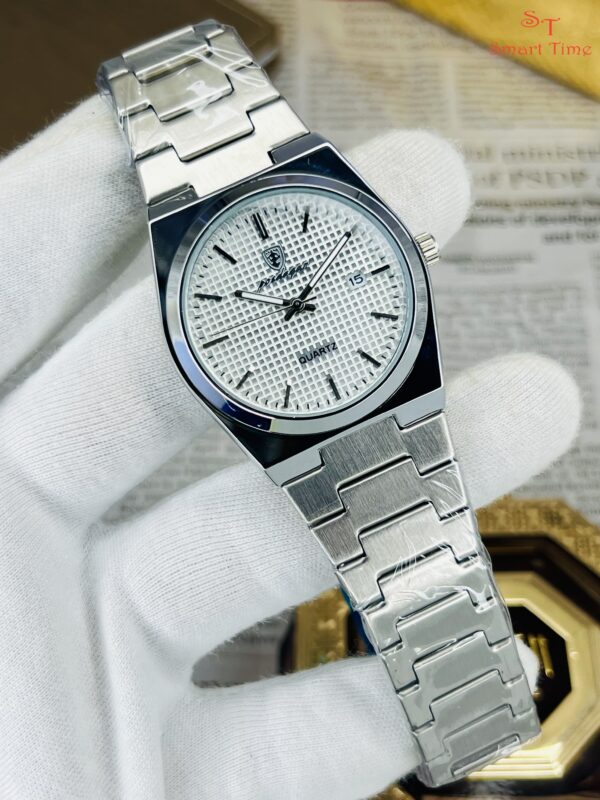 Elegant Stainless Steel Analog Wrist Watch with Date Display