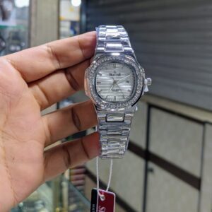 Elegant Diamond Bezel Wristwatch with Date Display