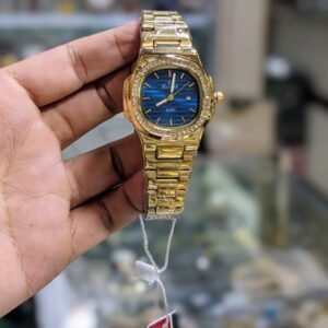Elegant Diamond Bezel Wristwatch with Date Display