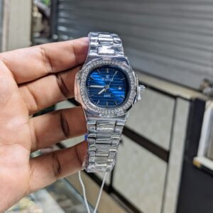 Elegant Diamond Bezel Wristwatch with Date Display