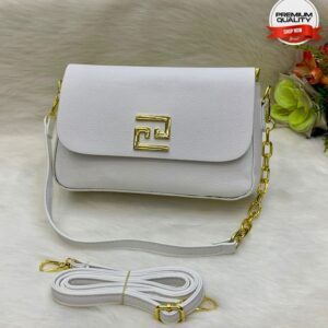 Chic Luxe Crossbody with Gold Accent & Detachable Strap