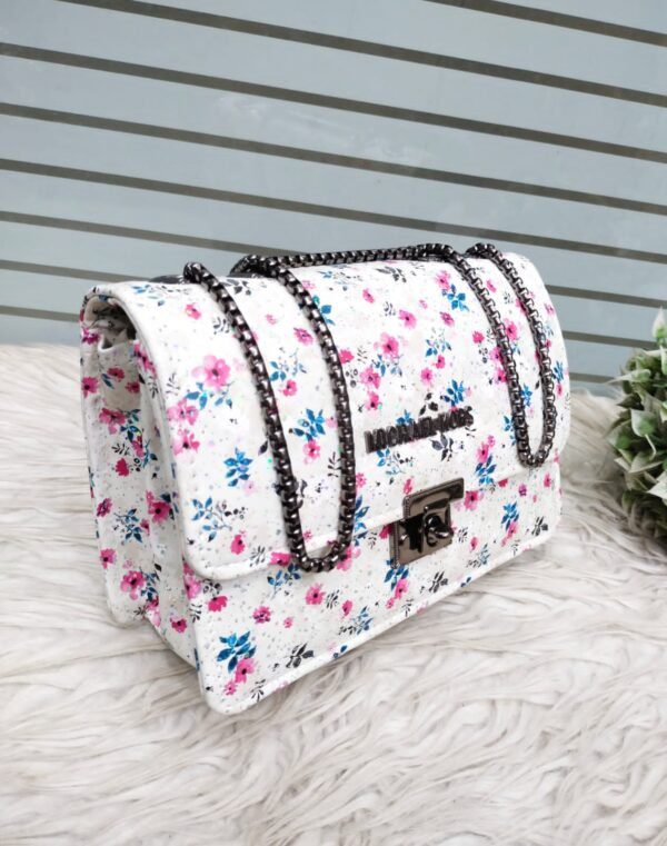 Trendy Floral Shoulder Bag for Women with Chain Strap and Secure Lock Closure