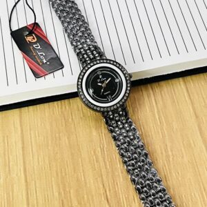 Elegant Women’s Gold Quartz Watch with Crystal Studded Strap & Bezel
