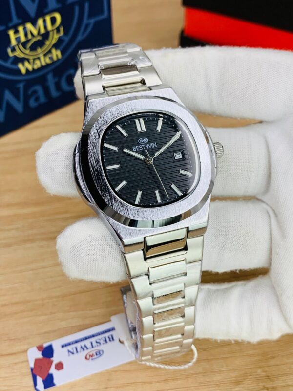Luxury Stainless Steel Wristwatch with Date Display