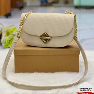 Textured Crossbody Shoulder Bag with Gold Chain and Geometric Clasp
