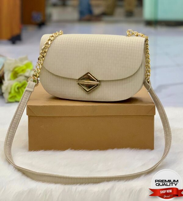 Textured Crossbody Shoulder Bag with Gold Chain and Geometric Clasp
