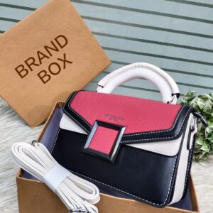 Chic Buckle Flap Satchel with Modern Colorblock Design