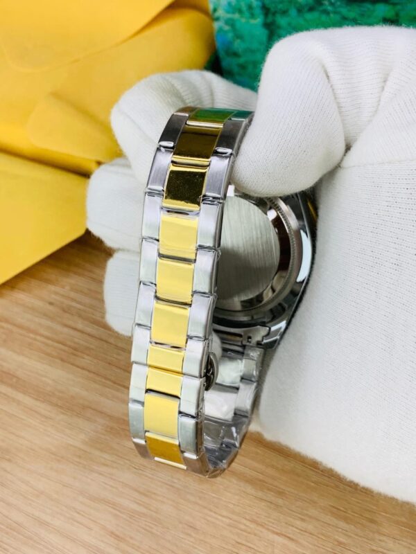 Rolex Submariner Inspired Luxury Timepiece with Rotating Bezel