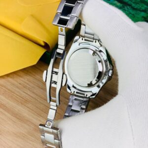 Rolex Submariner Inspired Luxury Timepiece with Rotating Bezel