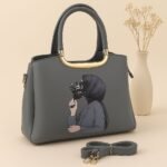 Trendy Handbag With Artistic Girl Print And Detachable Strap - Image 3