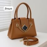 Luxury Handbag with Gold Chain Detailing – Elegant Designer Style - Image 5