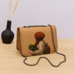Elegant Artistic Shoulder Bag – Stylish Chain Strap with Modern Printed Design - Image 4