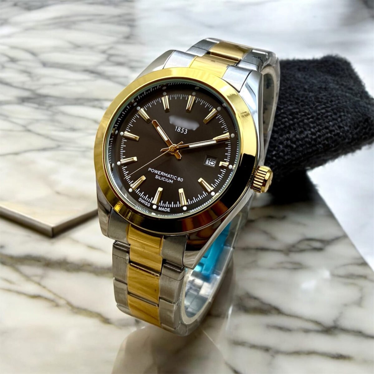 Premium Men's Watch With Sunray Dial And Dual Finish Bracelet