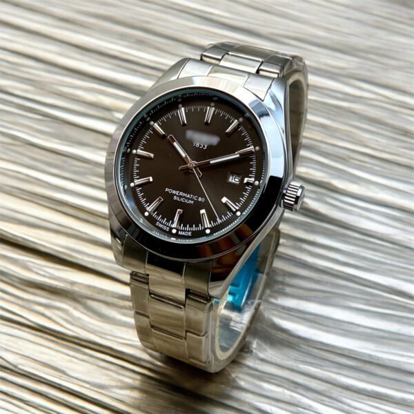 Premium Men's Watch With Sunray Dial And Dual Finish Bracelet