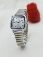 Elegant Minimalist Square Face Watch With Polished Link Bracelet