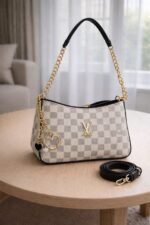 Premium Checkered Shoulder Bag With Gold Link Chain