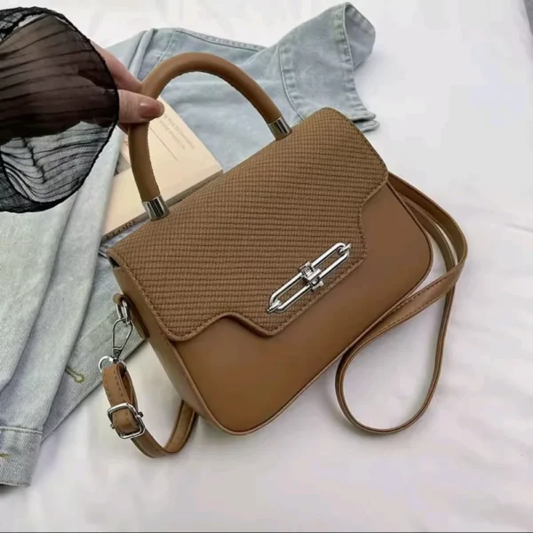 Elegant Signature Cross Body Bag For Women